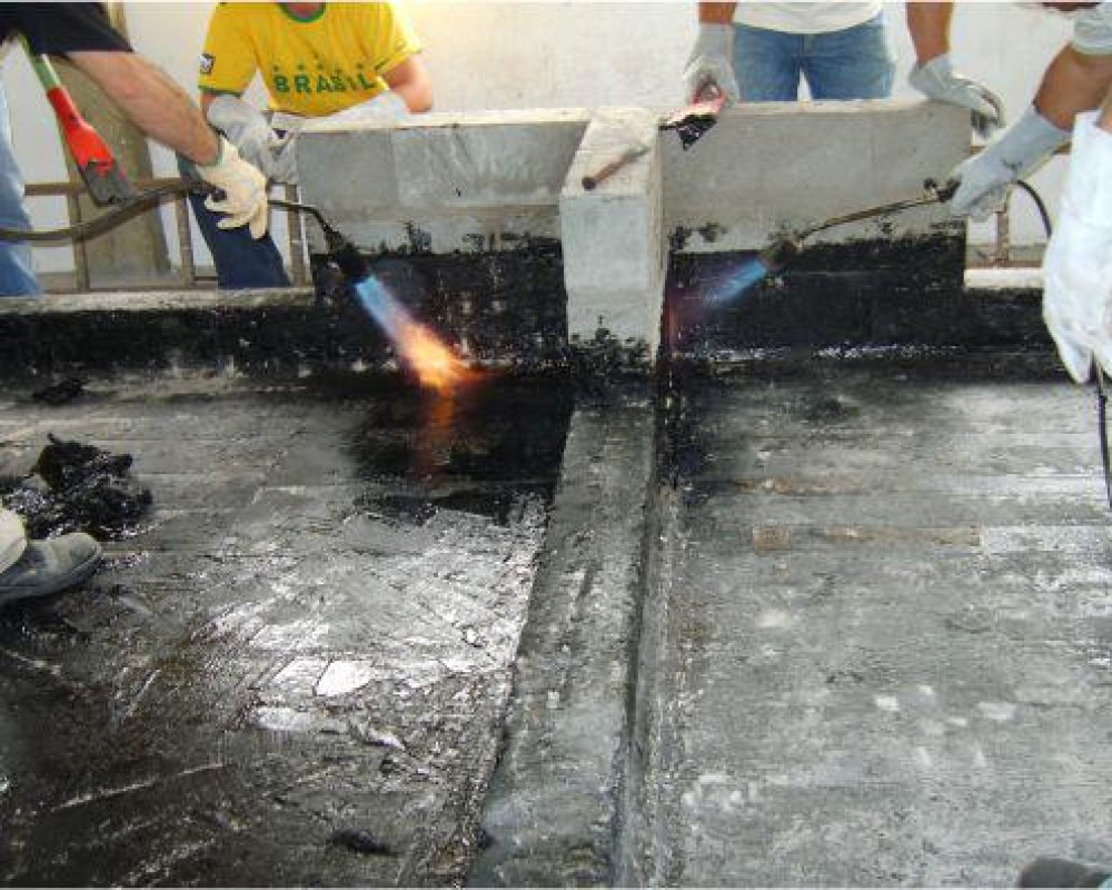 Imagem 13 da galeria Impermeabilização de áreas frias, como passagens de canos. cortamos e tratamos canos, regularizamos e impermeabilizamos. 