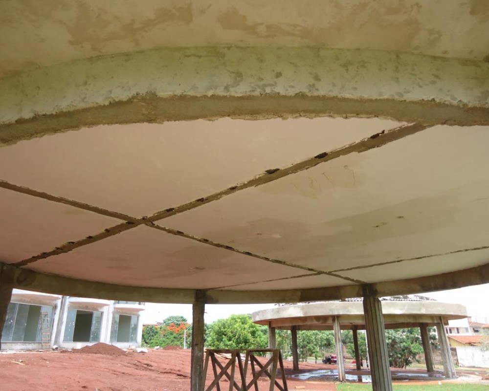 Imagem 53 da galeria Impermeabilização de Calha.as calhas de concreto devem ter  um cuidado maior que as tradicionais, as intemperes influi muito no seu estado físico.  