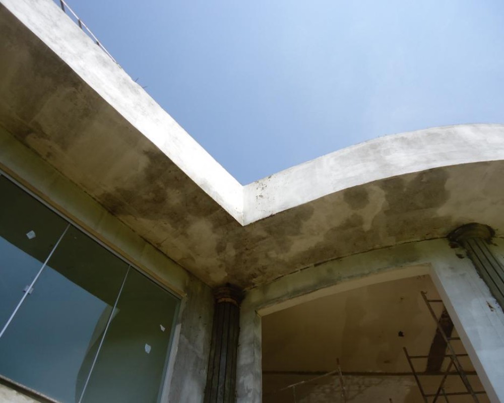 Imagem 179 da galeria Impermeabilização de Calha.as calhas de concreto devem ter  um cuidado maior que as tradicionais, as intemperes influi muito no seu estado físico.  