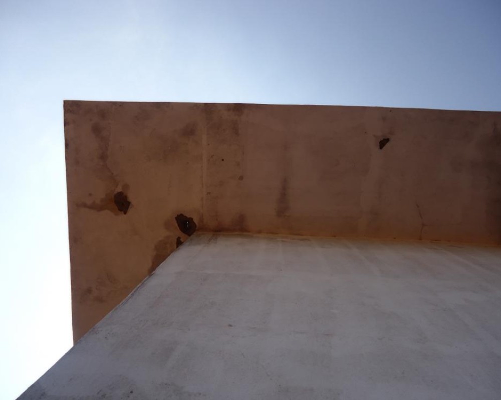 Imagem 175 da galeria Impermeabilização de Calha.as calhas de concreto devem ter  um cuidado maior que as tradicionais, as intemperes influi muito no seu estado físico.  