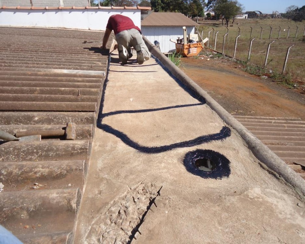 Imagem 24 da galeria Impermeabilização de Calha, toda calha de concreto é preciso impermeabilizar, elas trincam e dilatam, cuide para não oxidar a ferragem da mesma.