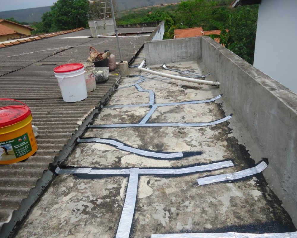 Imagem 22 da galeria Impermeabilização de Calhas. as calhas de concretos precisam de manutenção no minimo uma vez ao o ano.