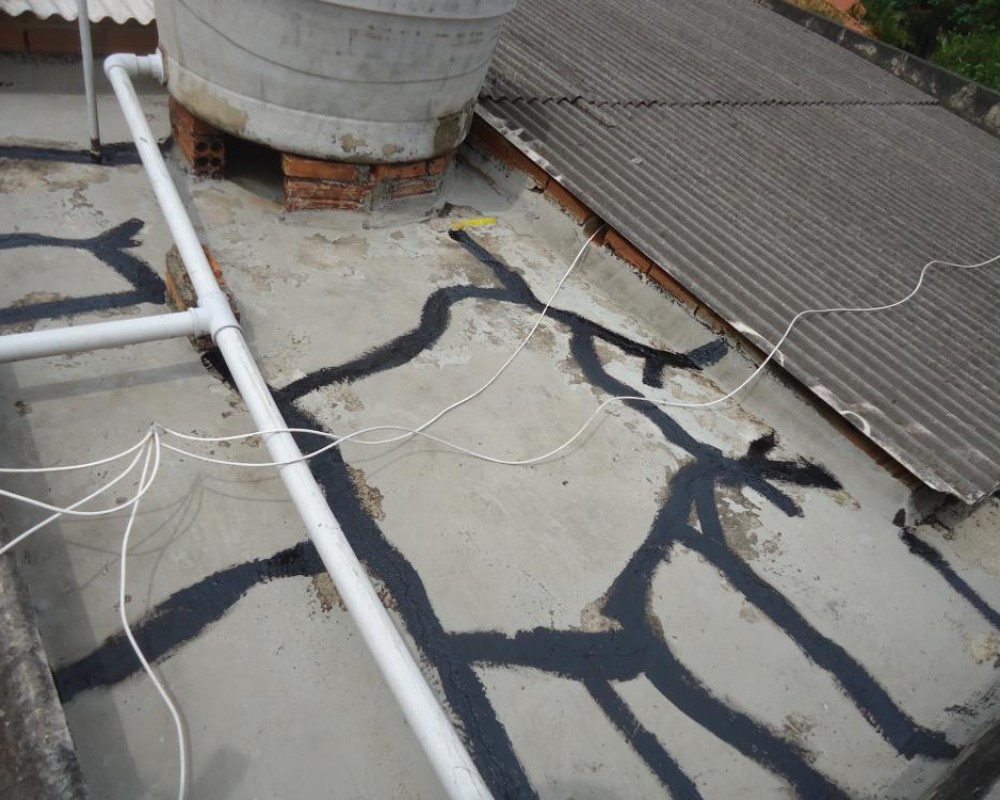 Imagem 39 da galeria Impermeabilização de Calhas. as calhas de concretos precisam de manutenção no minimo uma vez ao o ano.