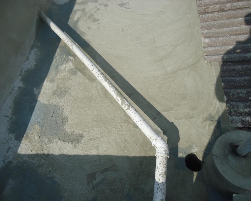 Imagem 3 da galeria Impermeabilização de Calhas. as calhas de concretos precisam de manutenção no minimo uma vez ao o ano.