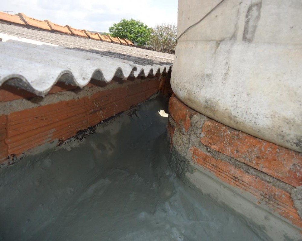 Imagem 17 da galeria Impermeabilização de Calhas. as calhas de concretos precisam de manutenção no minimo uma vez ao o ano.