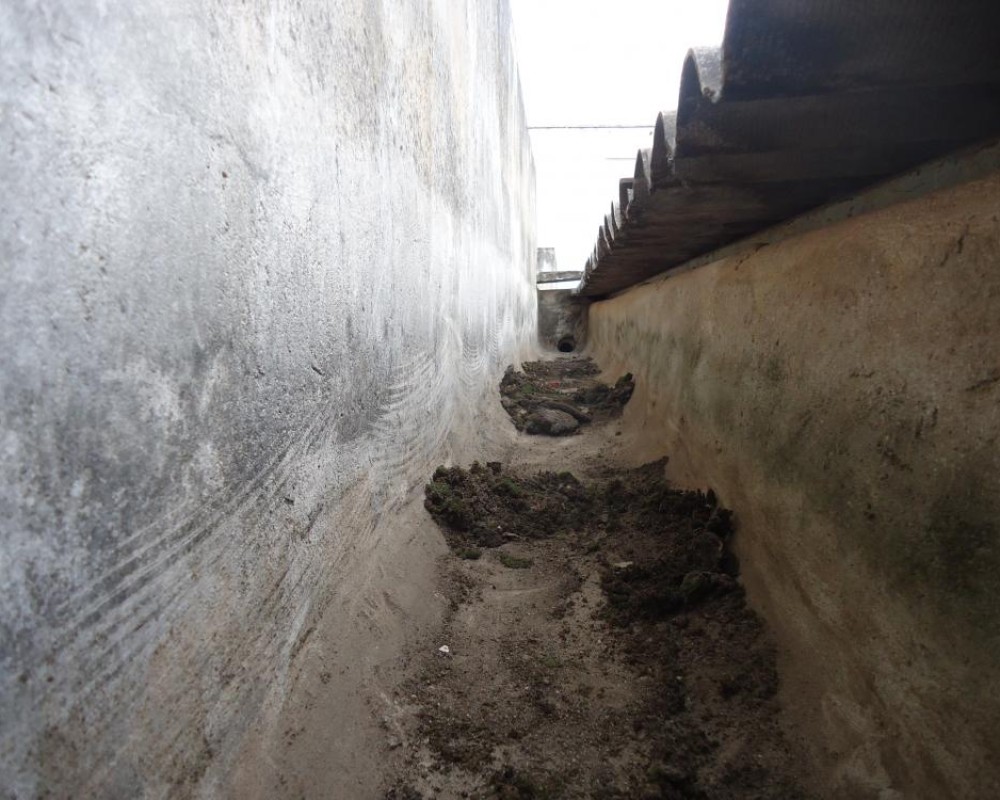 Imagem 104 da galeria Impermeabilização de Calhas. as calhas de concretos precisam de manutenção no minimo uma vez ao o ano.