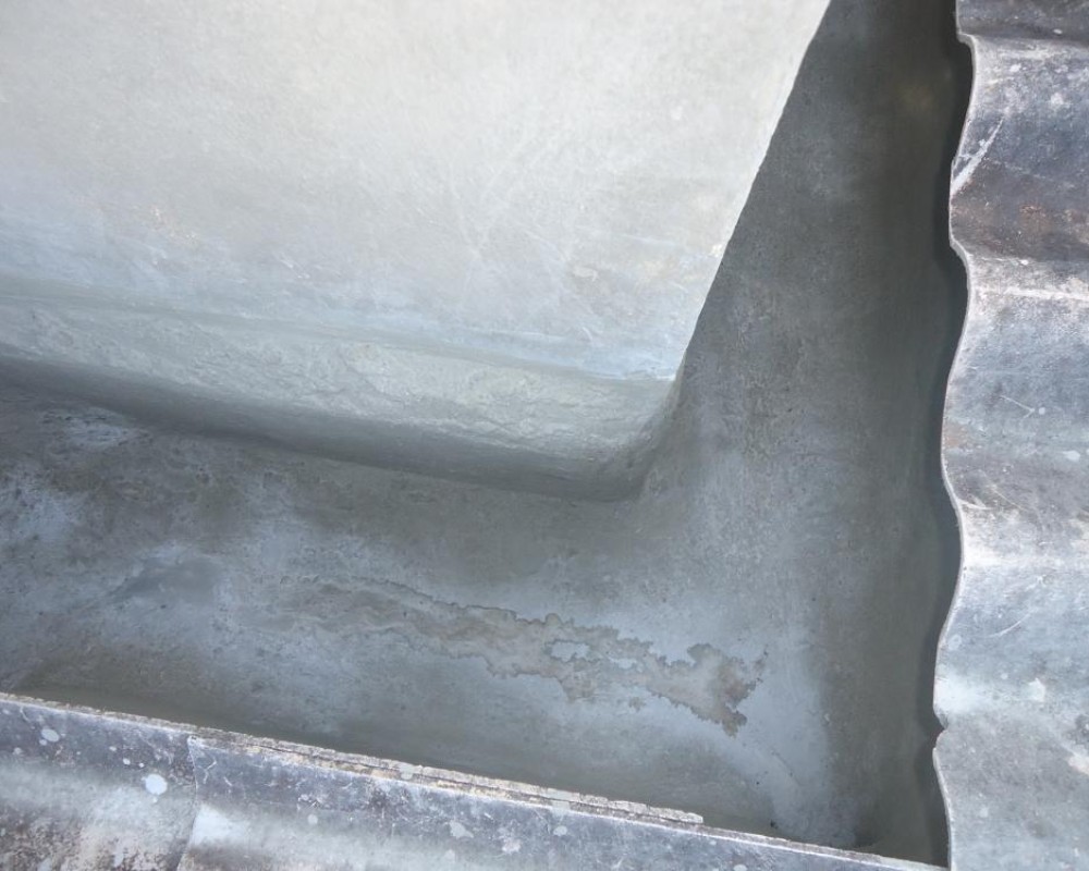 Imagem 59 da galeria Impermeabilização de Calhas. as calhas de concretos precisam de manutenção no minimo uma vez ao o ano.