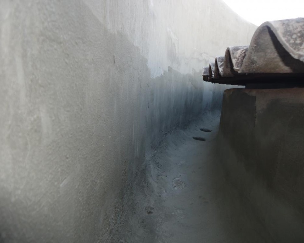 Imagem 57 da galeria Impermeabilização de Calhas. as calhas de concretos precisam de manutenção no minimo uma vez ao o ano.