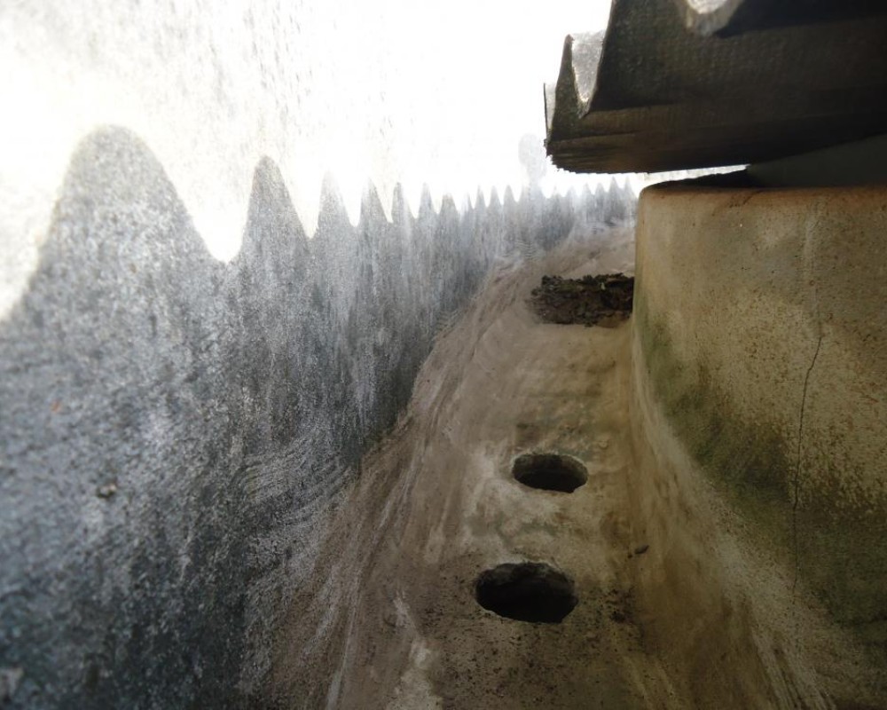 Imagem 120 da galeria Impermeabilização de Calhas. as calhas de concretos precisam de manutenção no minimo uma vez ao o ano.
