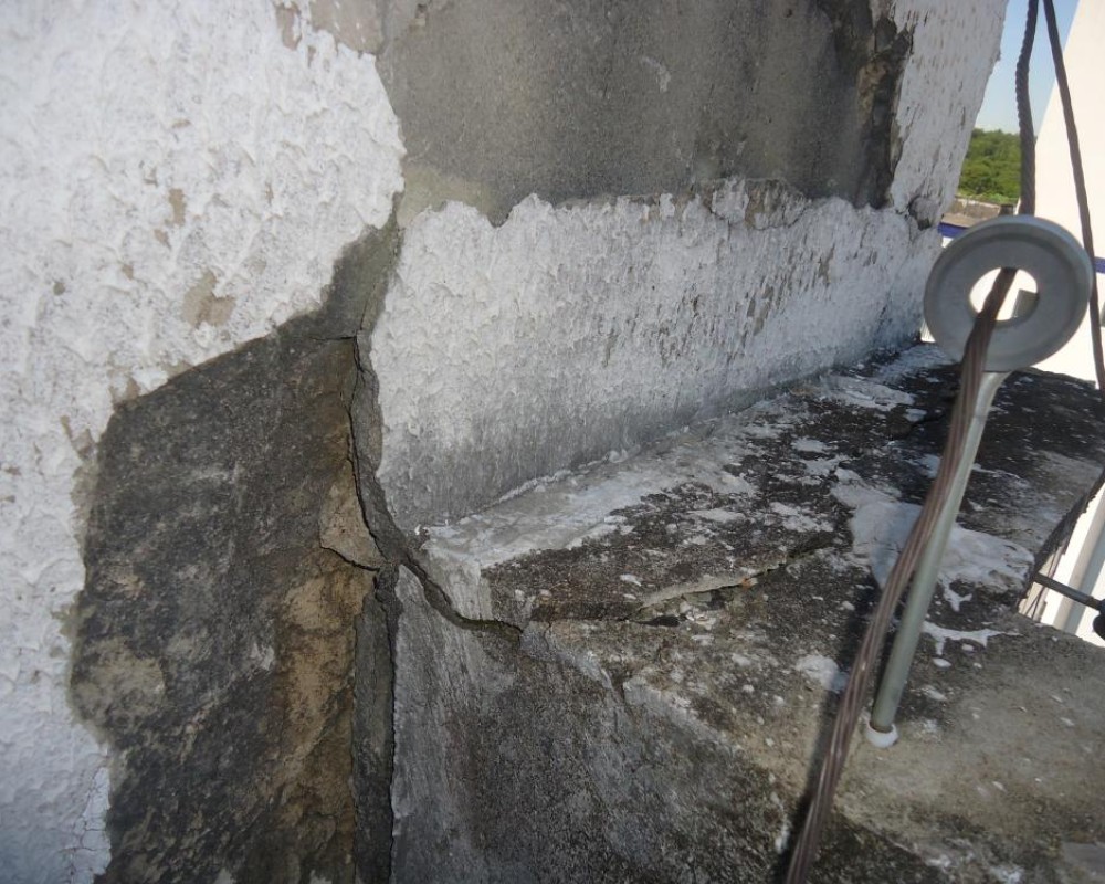 Imagem 73 da galeria Impermeabilização de Calhas. as calhas de concretos precisam de manutenção no minimo uma vez ao o ano.