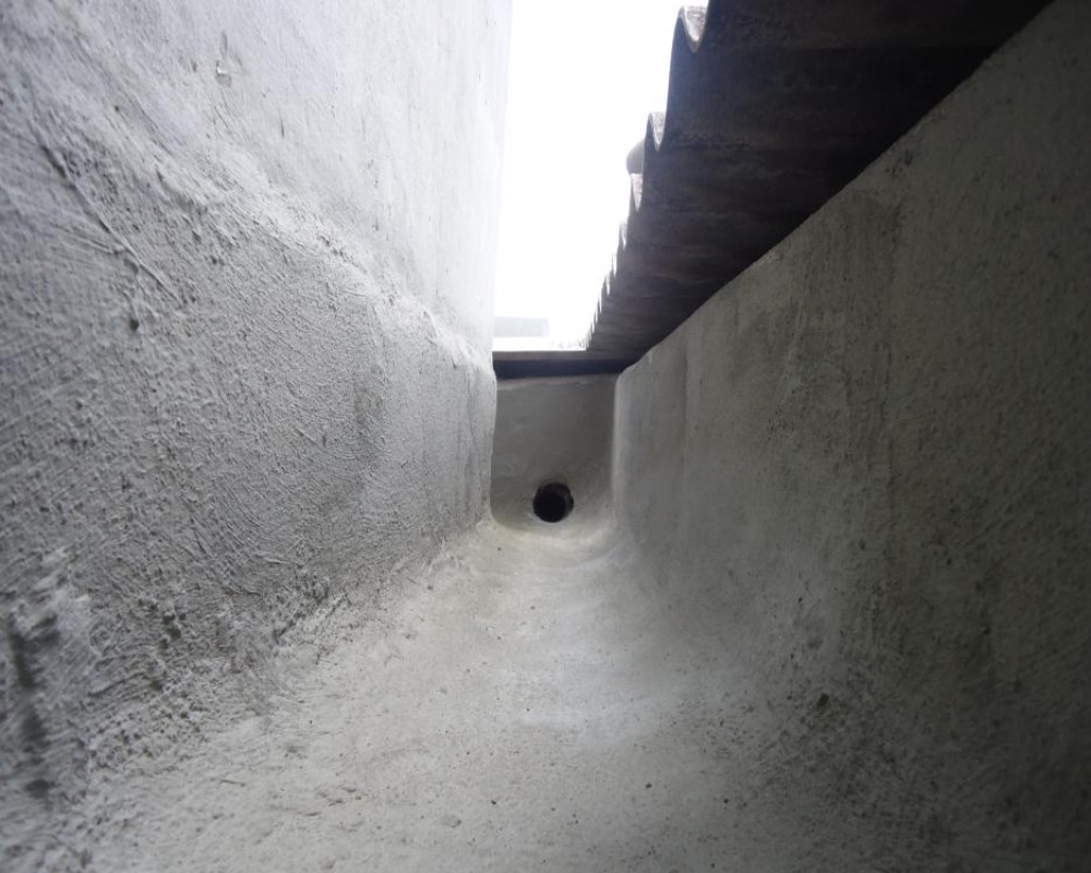 Imagem 26 da galeria Impermeabilização de Calhas. as calhas de concretos precisam de manutenção no minimo uma vez ao o ano.