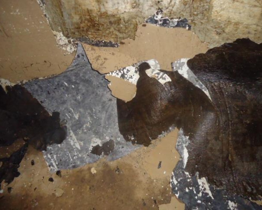 Imagem 134 da galeria impermeabilização.danos provocados por falta de manutenção em caixa d'água e reservatório. a manutenção tem que ser feita no minimo uma vez ao ano.