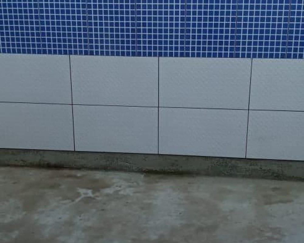 Imagem 10 da galeria Impermeabilização de piscinas, com Manta Asfáltica, Manta Liquida, Borracha Liquida e Argamassa Polimérica.
