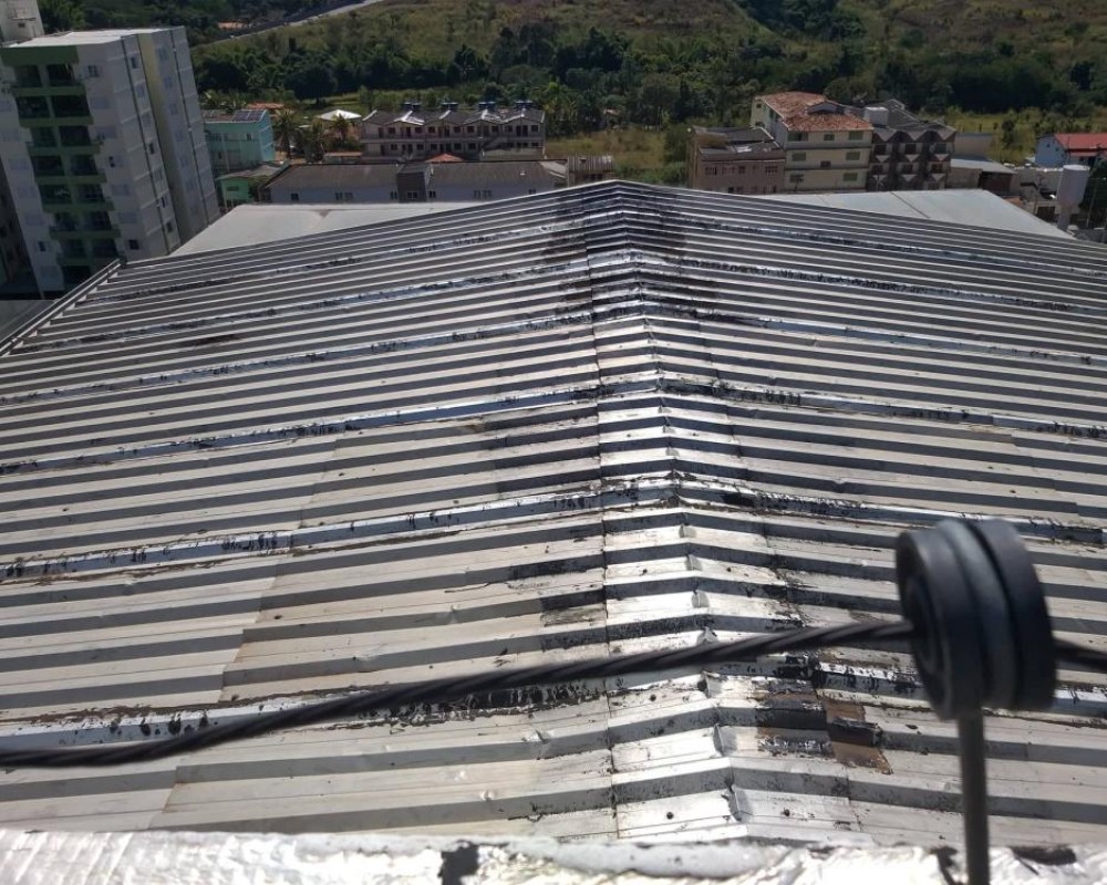 Imagem 8 da galeria Recuperação, impermeabilização, isolamento térmico para telhados galvanizados.