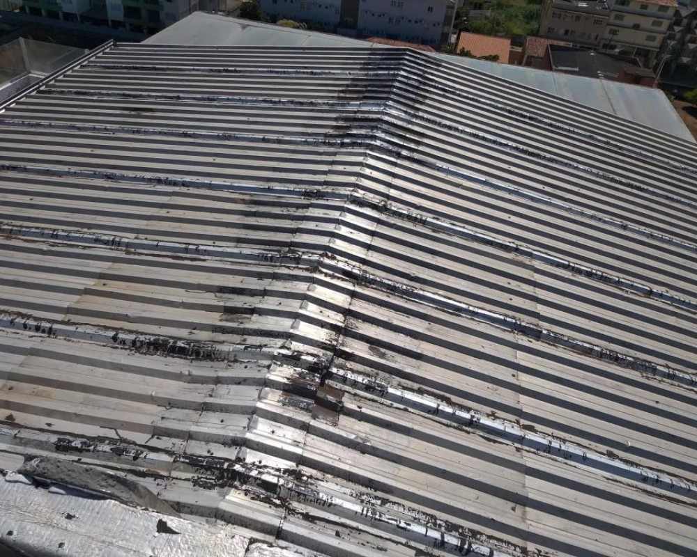 Imagem 12 da galeria Recuperação, impermeabilização, isolamento térmico para telhados galvanizados.