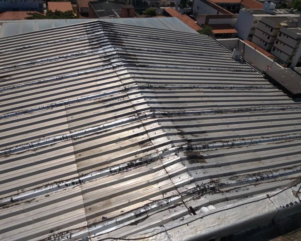 Imagem 11 da galeria Recuperação, impermeabilização, isolamento térmico para telhados galvanizados.