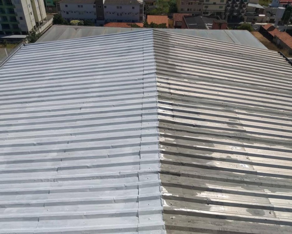 Imagem 5 da galeria Recuperação, impermeabilização, isolamento térmico para telhados galvanizados.