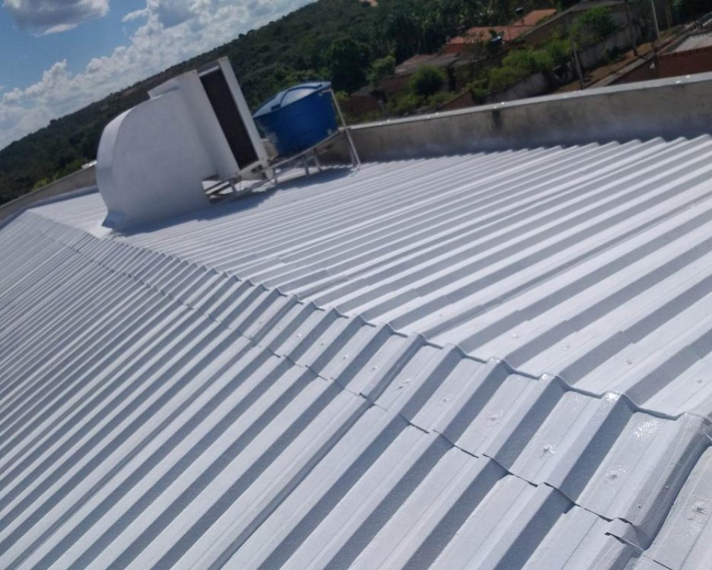 Imagem 14 da galeria Impermeabilização e isolamento térmico de telhado galvanizado. fita multiuso e tinta térmica emborrachada. 