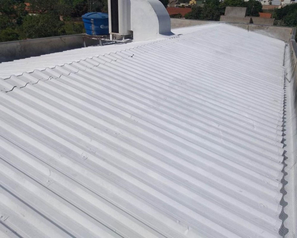 Imagem 2 da galeria Impermeabilização e isolamento térmico de telhado galvanizado. fita multiuso e tinta térmica emborrachada. 