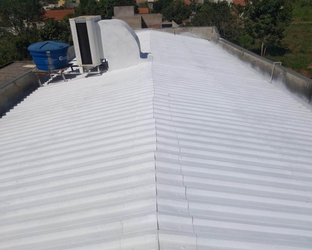 Imagem 1 da galeria Impermeabilização e isolamento térmico de telhado galvanizado. fita multiuso e tinta térmica emborrachada. 