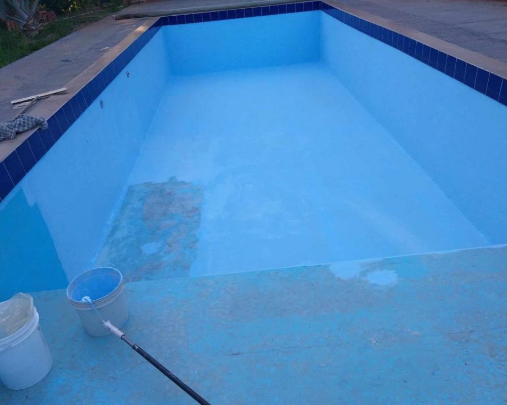 Imagem 10 da galeria Impermeabilização e recuperação de piscina de fibra, borracha liquida e bidim.