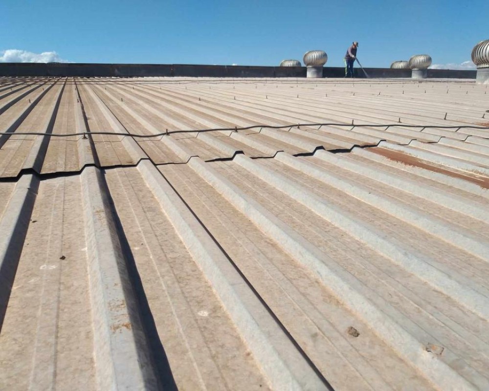 Imagem 60 da galeria Impermeabilização e isolamento térmico para telhados e coberturas expostas, tratamento da ferrugem.    postas. 