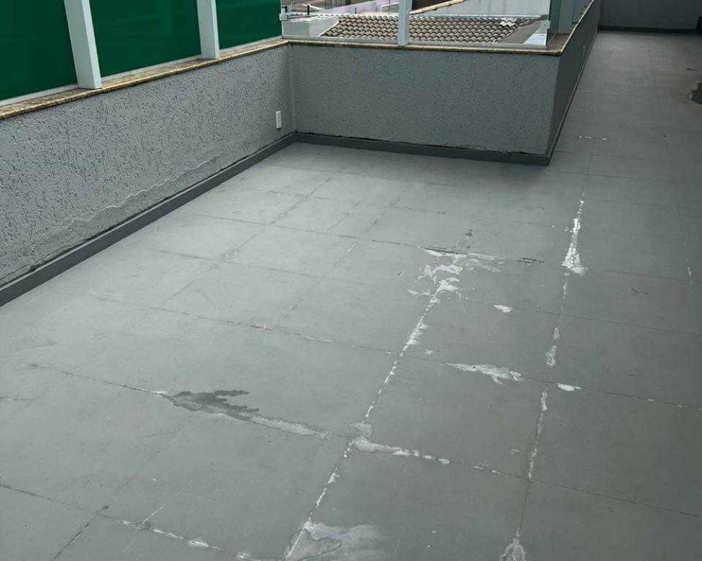 Imagem 5 da galeria Impermeabilização de piso com borracha liquida e látex, com trafego de pessoas. garantia entre 5 e 10 anos. 