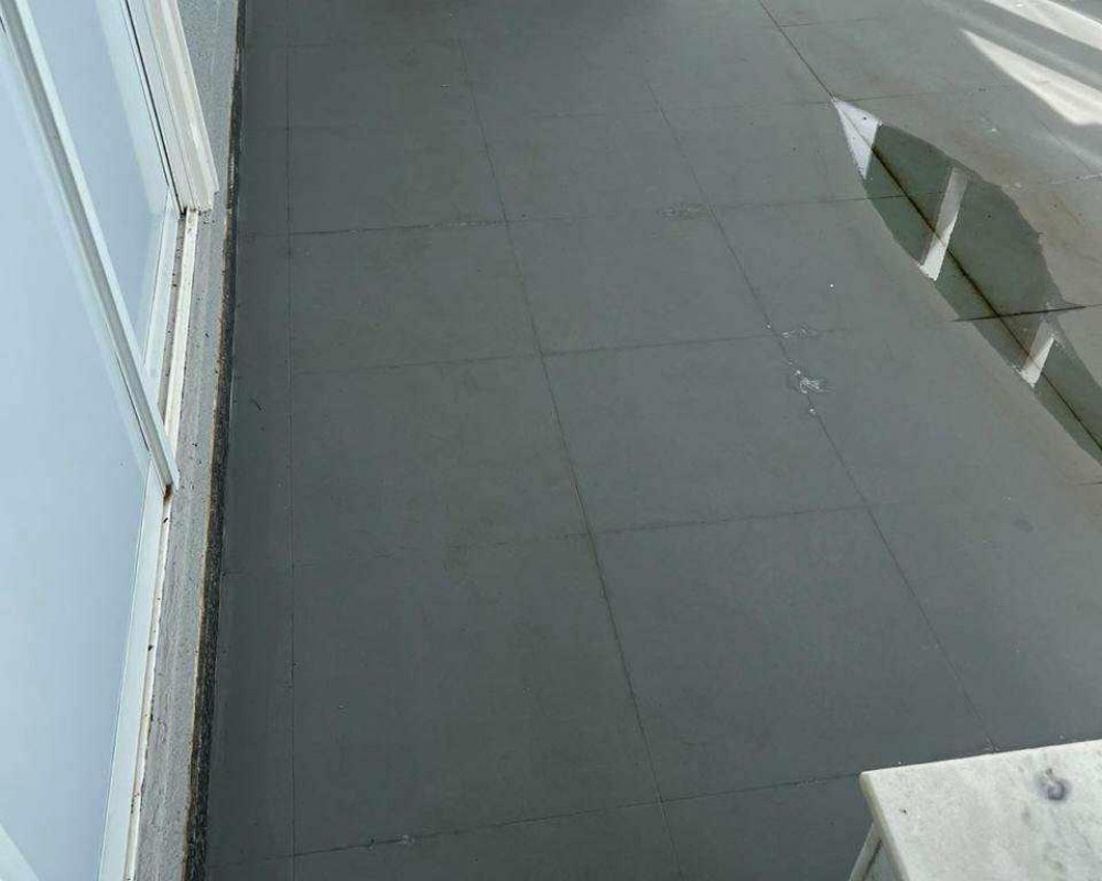 Imagem 1 da galeria Impermeabilização de piso com borracha liquida e látex, com trafego de pessoas. garantia entre 5 e 10 anos. 